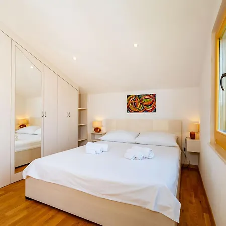 Dreamview & Heated Pool At Lucija 2
