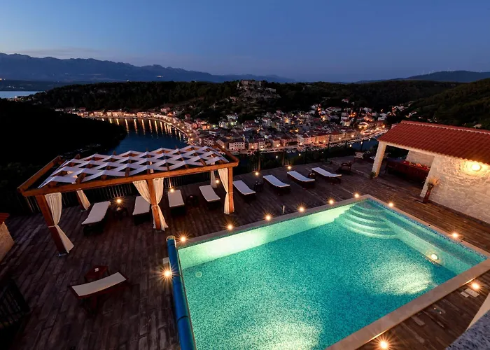 Dreamview & Heated Pool At Lucija 2 *