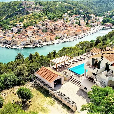 Appartamento Dreamview & Heated Pool At Lucija 2 *