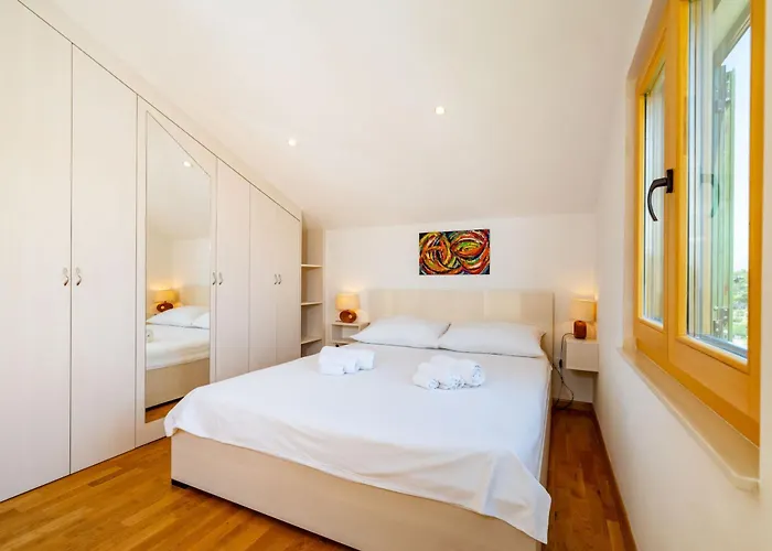 Dreamview & Heated Pool At Lucija 2